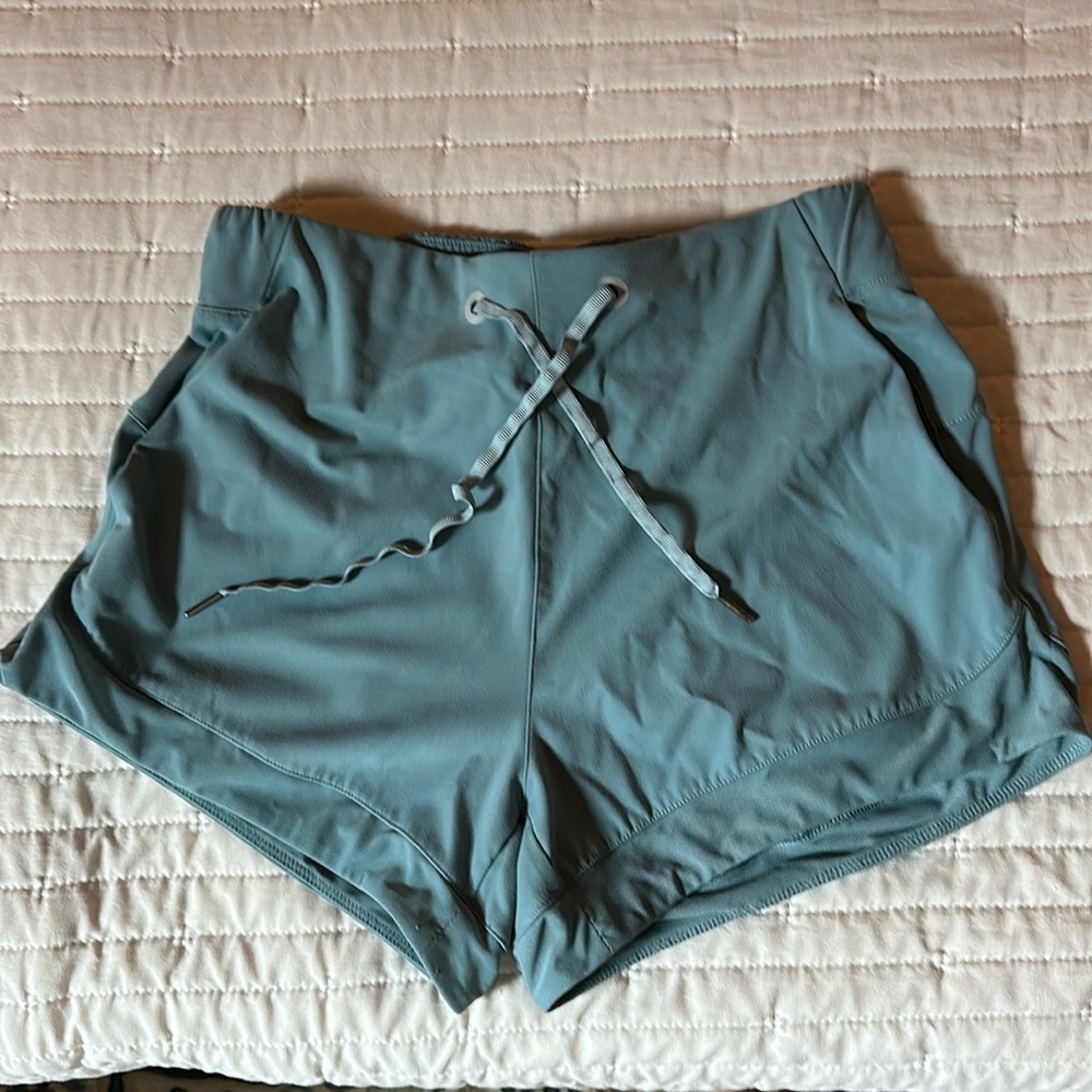 Southern Athletica Active Short, Size 4